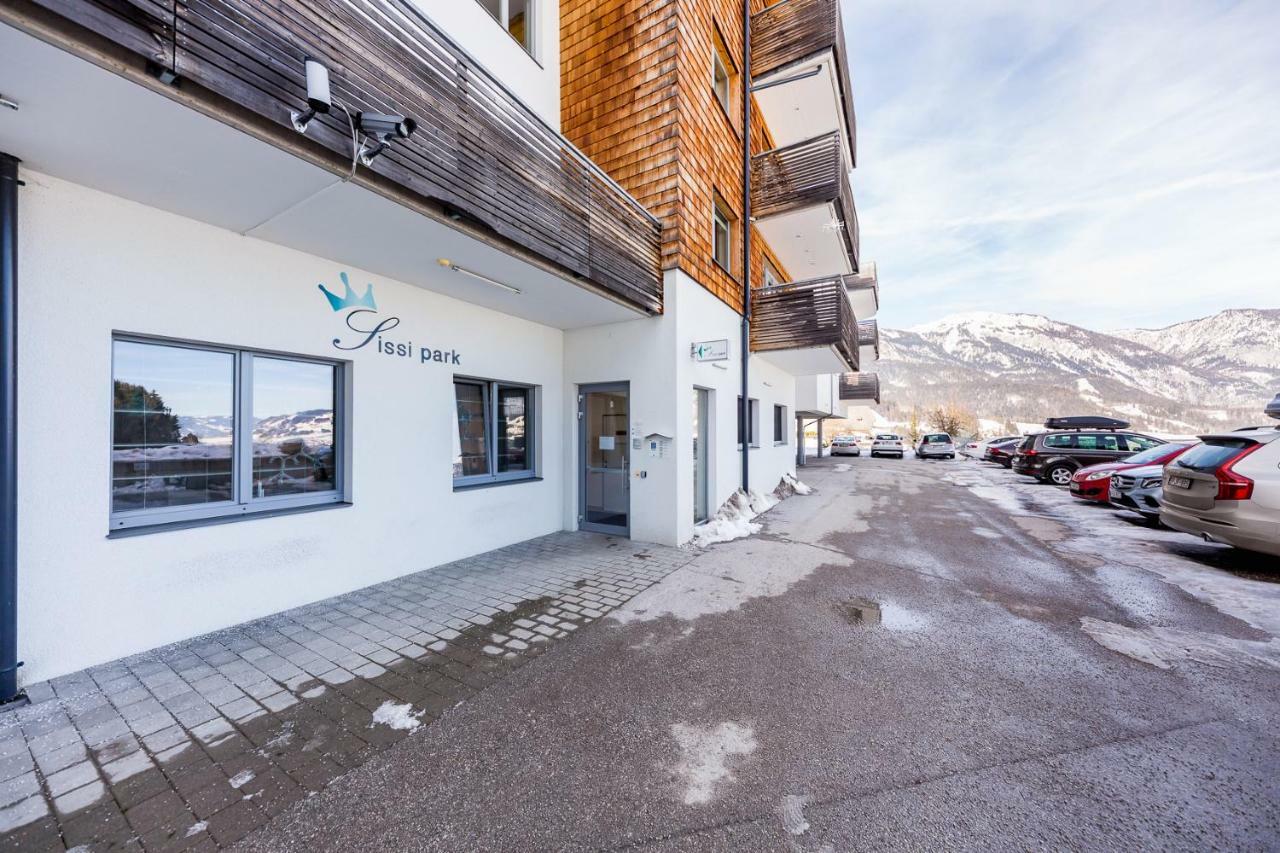 Sissi Park Haus Im Ennstal - Schladming Appartement Buitenkant foto